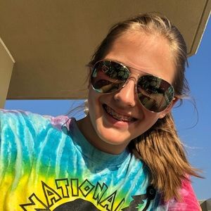 Meet your Posher, Addison